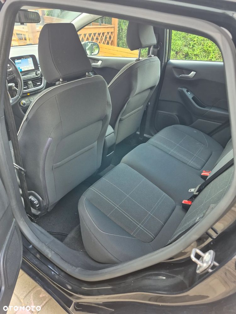 Ford Fiesta 1.1 S&S TITANIUM - 23
