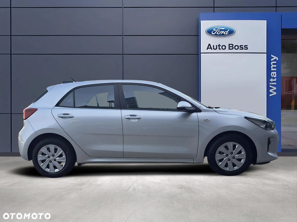 Kia Rio 1.2 M - 11