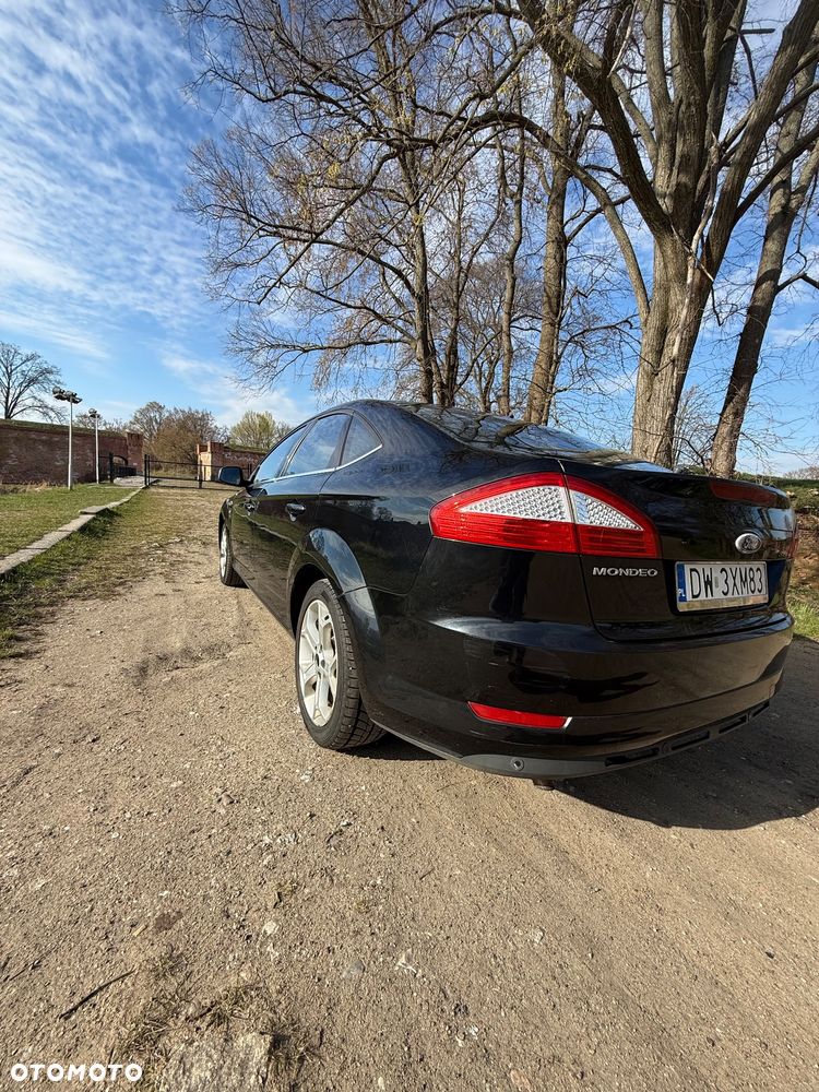 Ford Mondeo 2.5 Black Magic - 22