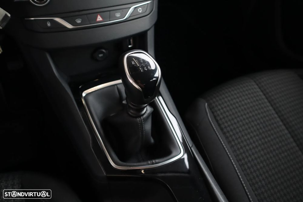 Peugeot 308 1.5 BlueHDi Active Pack - 18