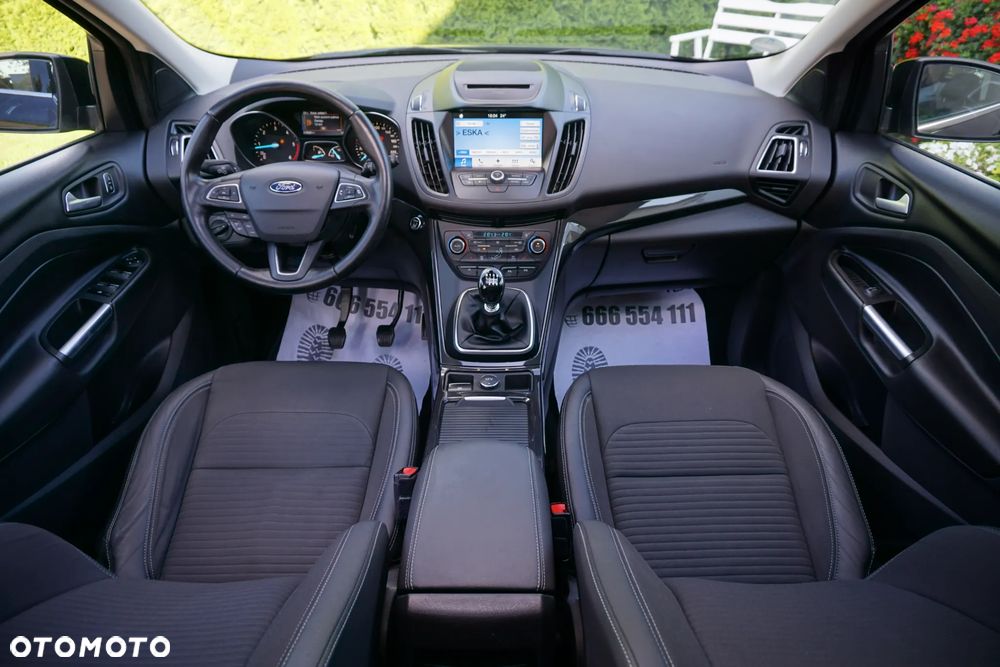 Ford Kuga - 33