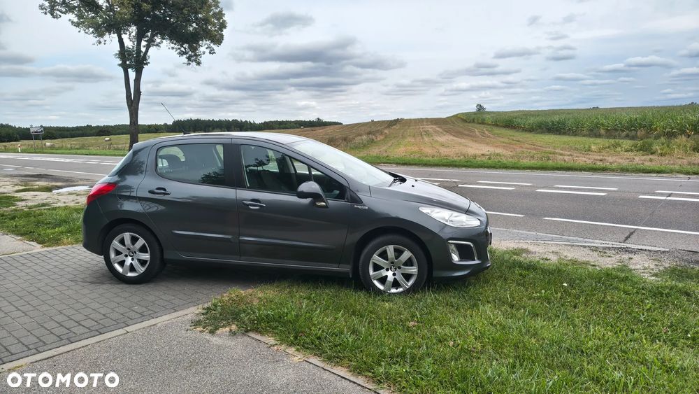 Peugeot 308 120 VTi Style - 4