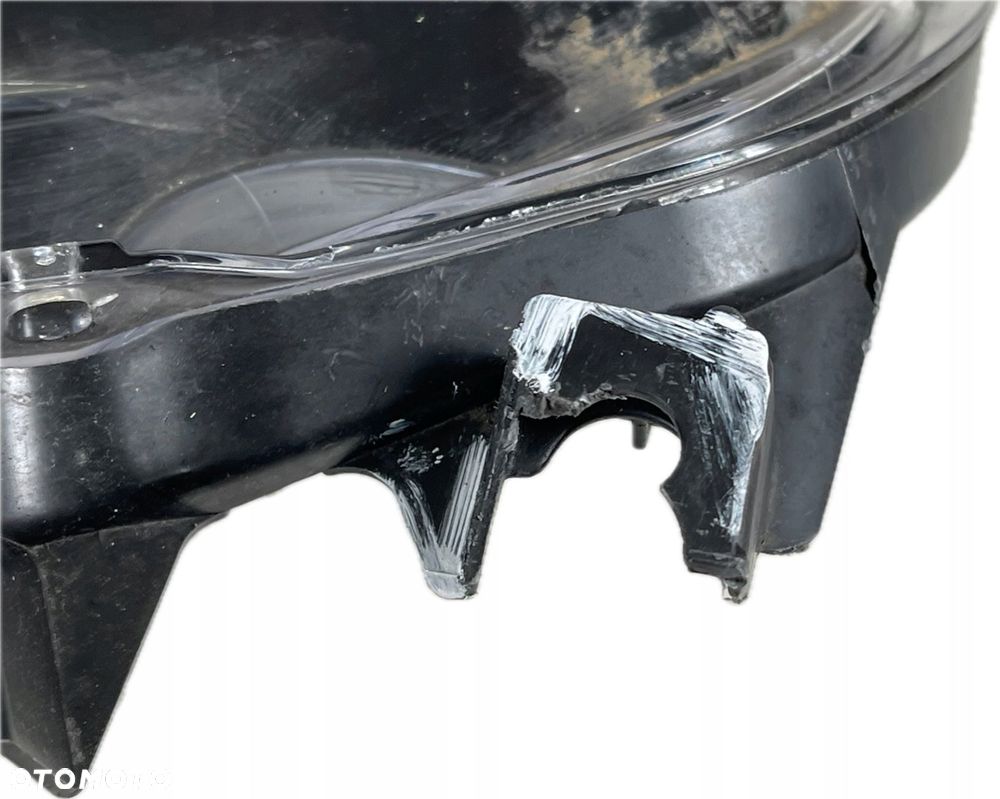 TOYOTA AURIS II 2 LIFT 2015 - LAMPA LEWA PRZÓD 81170-02K30 23.02.2020 - 11