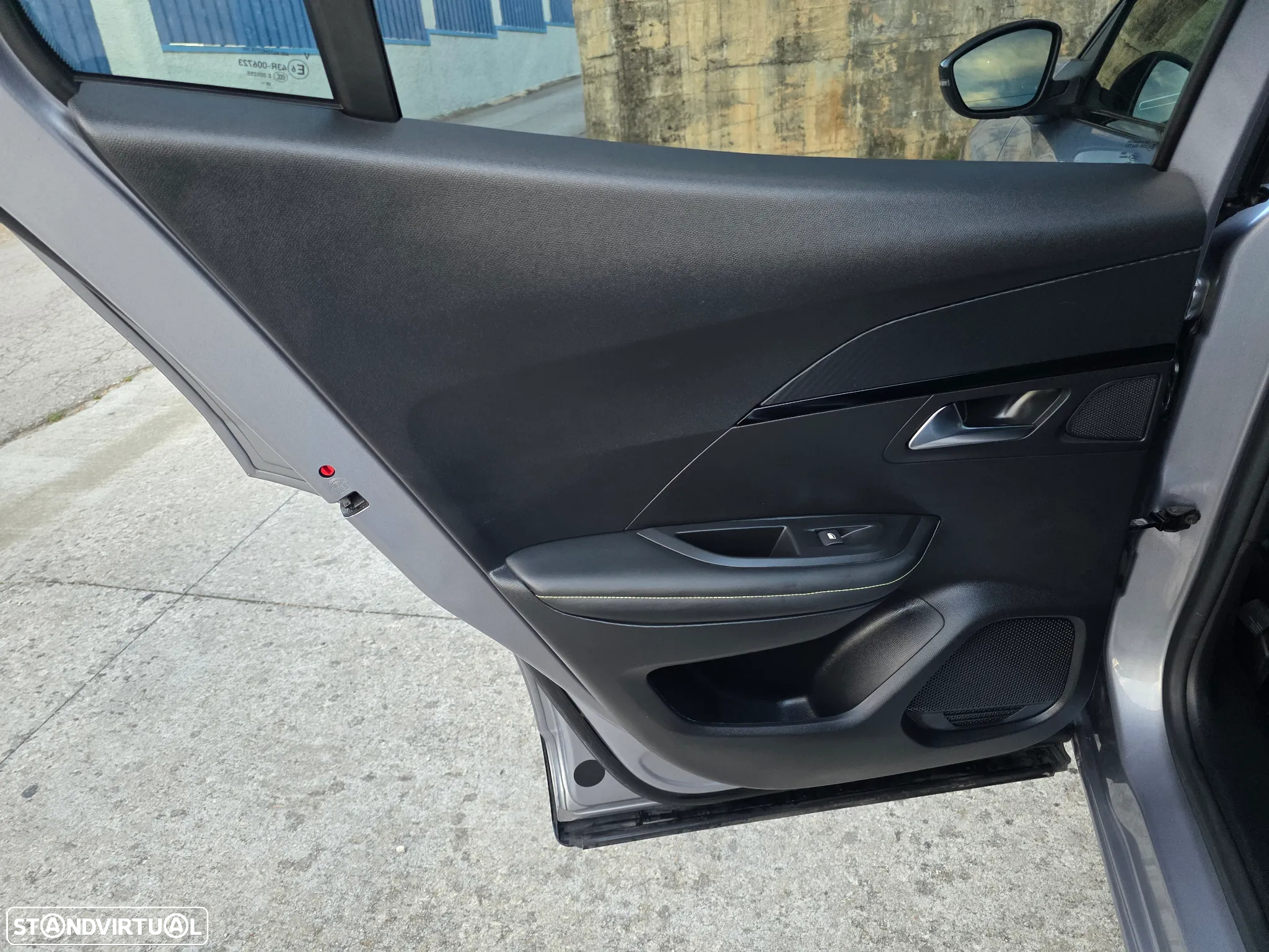 Peugeot e-2008 50 kWh GT Line - 18