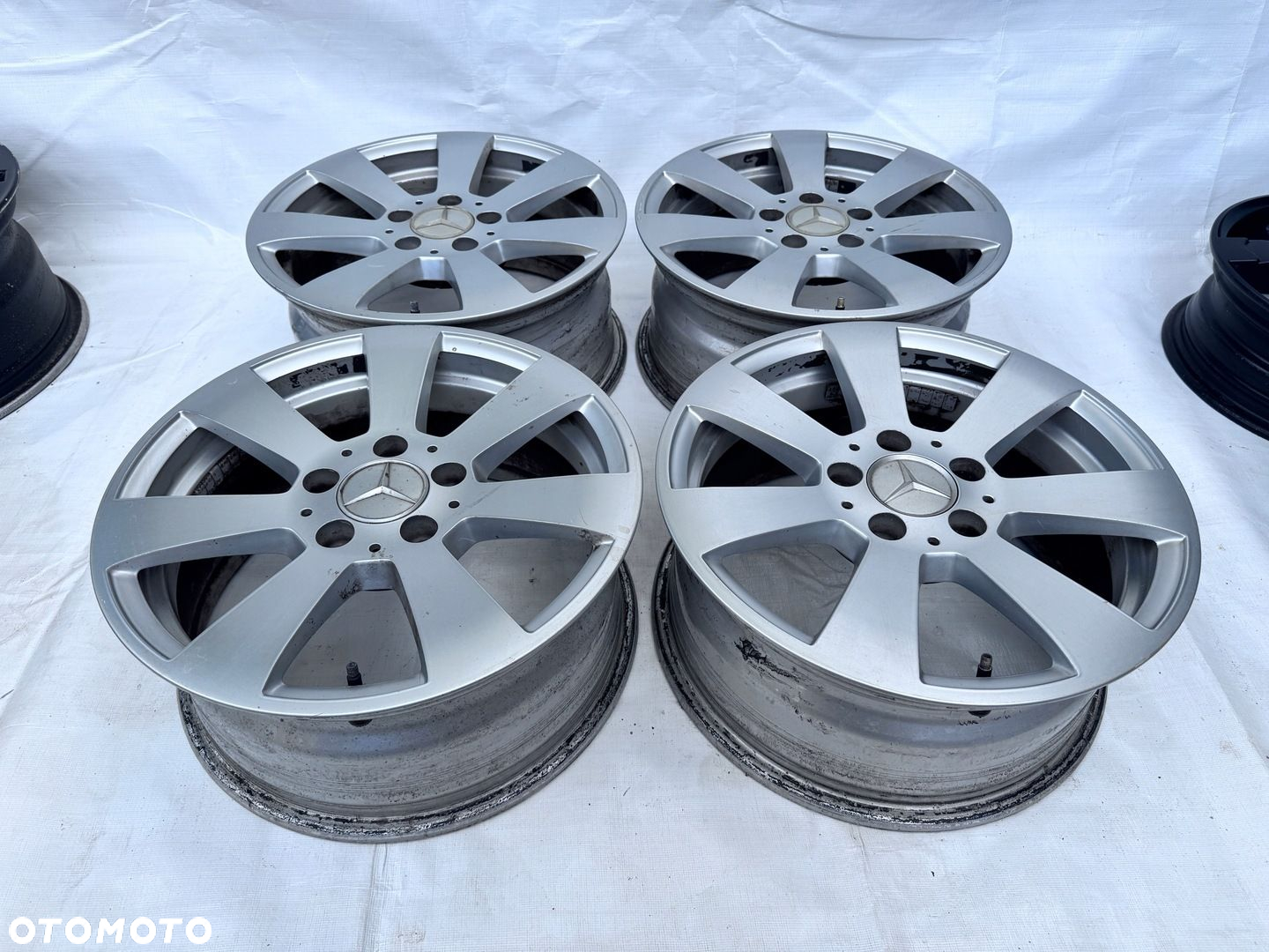 Felgi Mercedes 16" 7J ET43 724 - 2
