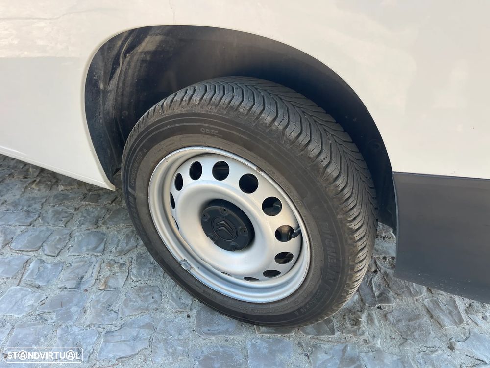 Citroën Berlingo 1.5 BlueHDI XL 3 Lugares C/IVA - 12