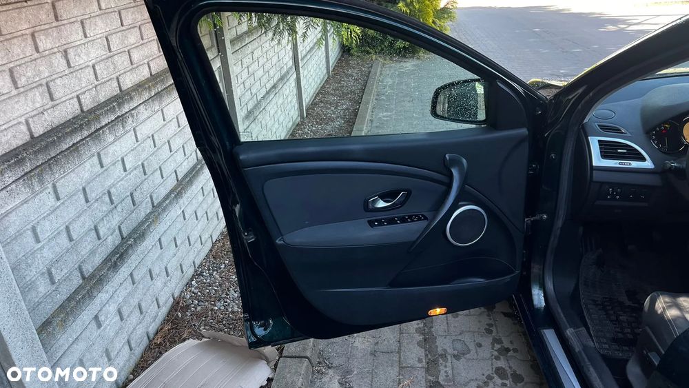 Renault Megane TCe 180 Dynamique - 12