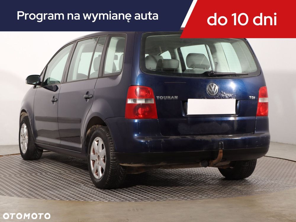 Volkswagen Touran - 6