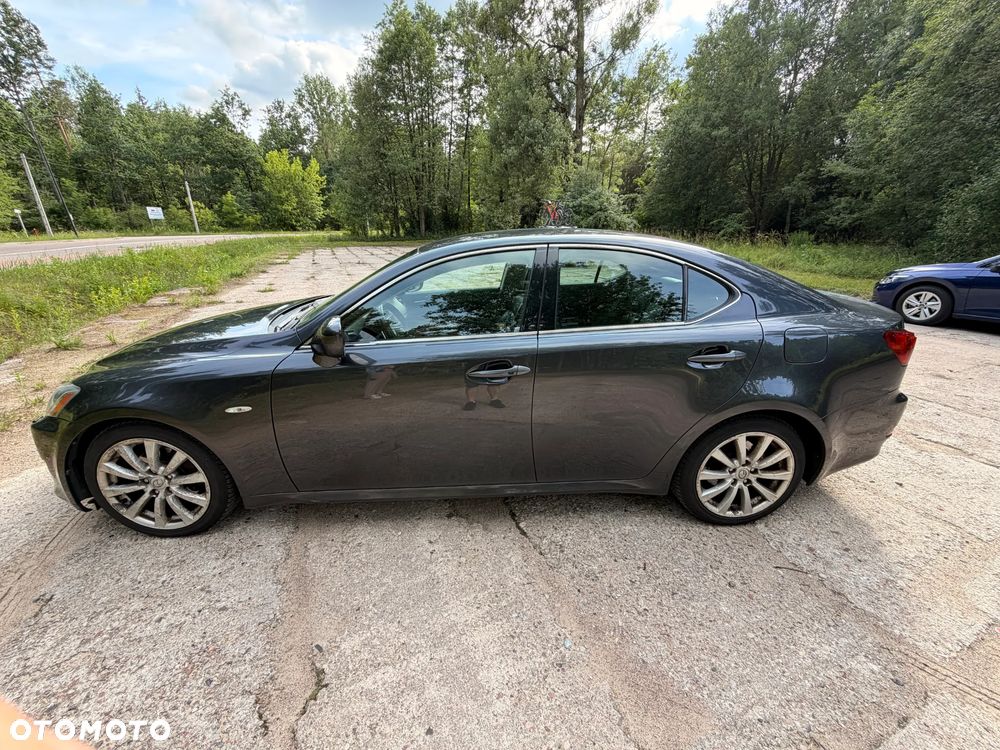 Lexus IS 250 - 19