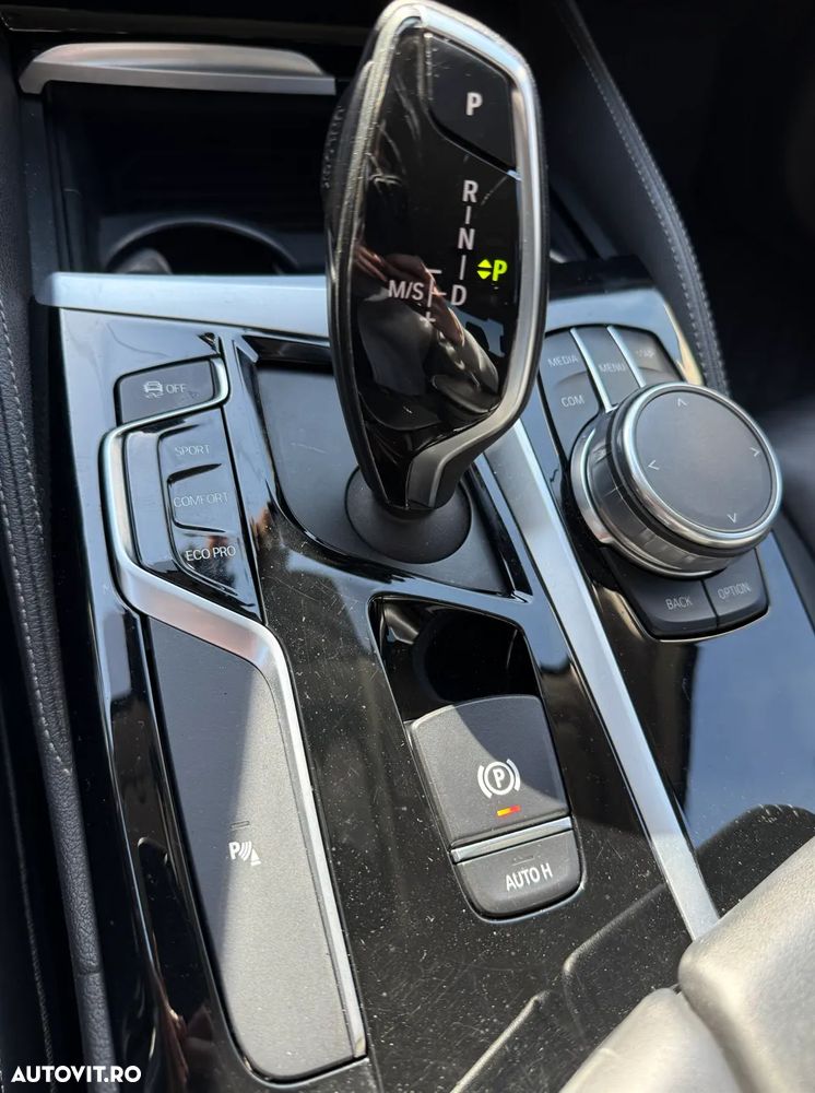 BMW Seria 5 520d xDrive Aut. Luxury Line - 15