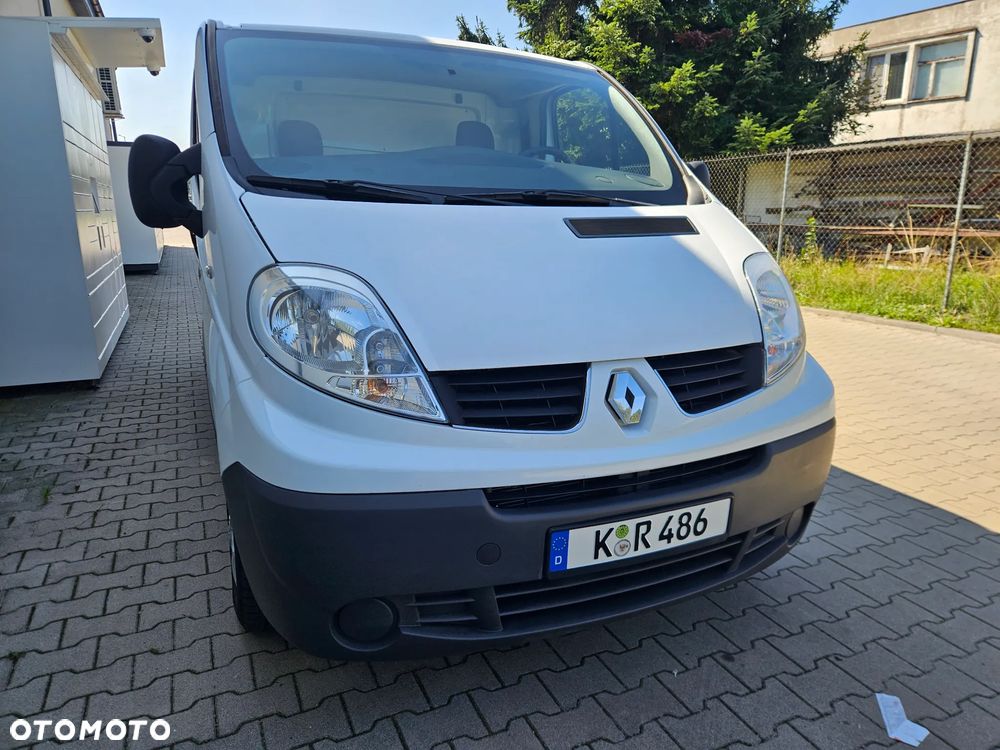 Renault Trafic - 19