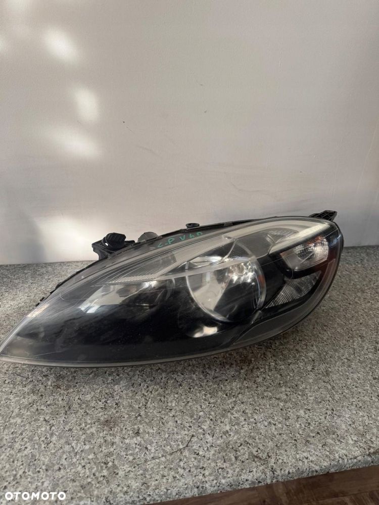 lampa lewy przód volvo v40 ii 2012-2018r w-wa 31420005 - 9
