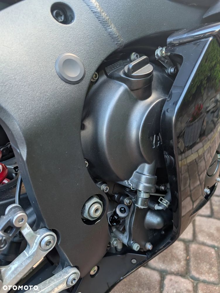 Yamaha R6 - 10