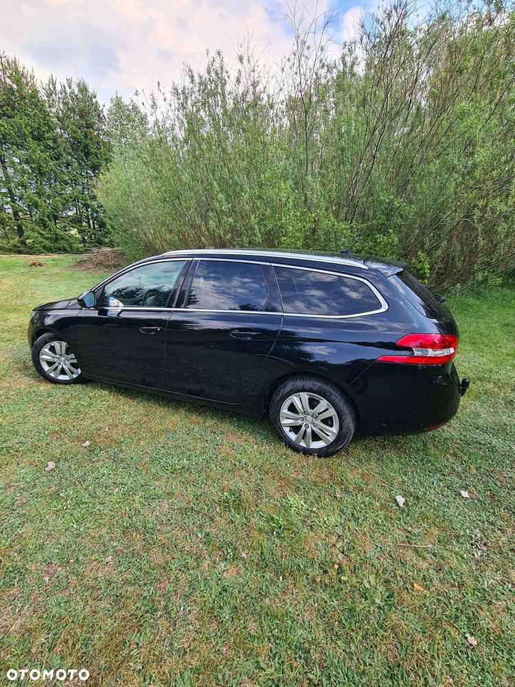 Peugeot 308 1.6 BlueHDi Allure S&S - 3