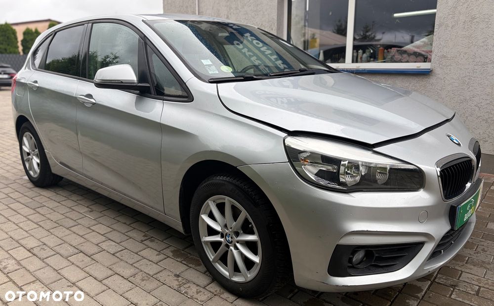 BMW Seria 2 218d - 7