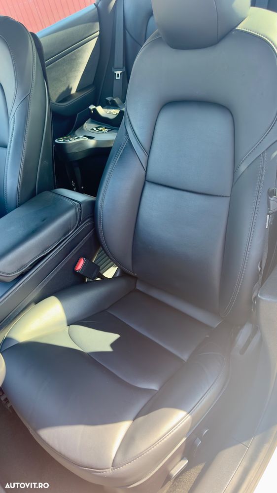 Tesla Model 3 Langstreckenbatterie Allradantrieb Dual Motor - 12