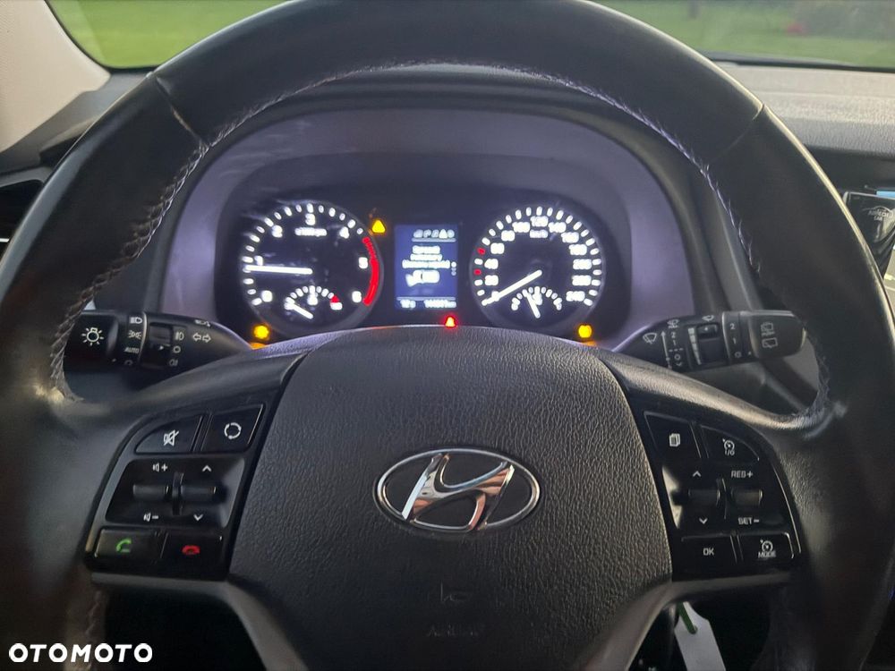 Hyundai Tucson 1.7 CRDI BlueDrive Comfort 2WD - 22