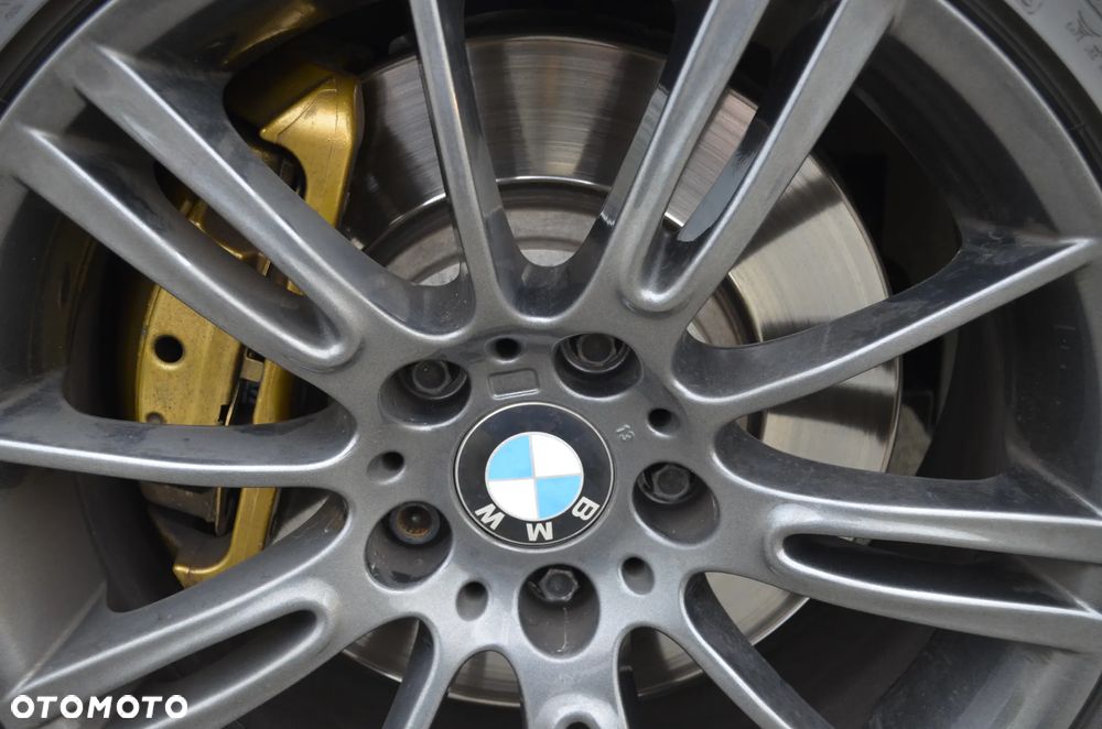 BMW Seria 3 335i xDrive Coupe - 11