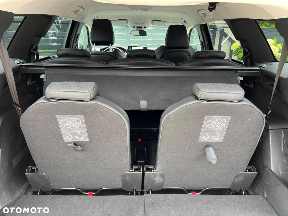 Peugeot 5008 BlueHDi 130 EAT8 Allure - 32