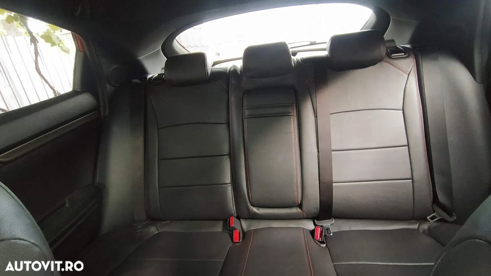 Honda Civic 1.5 VTEC Turbo Sport Plus - 7