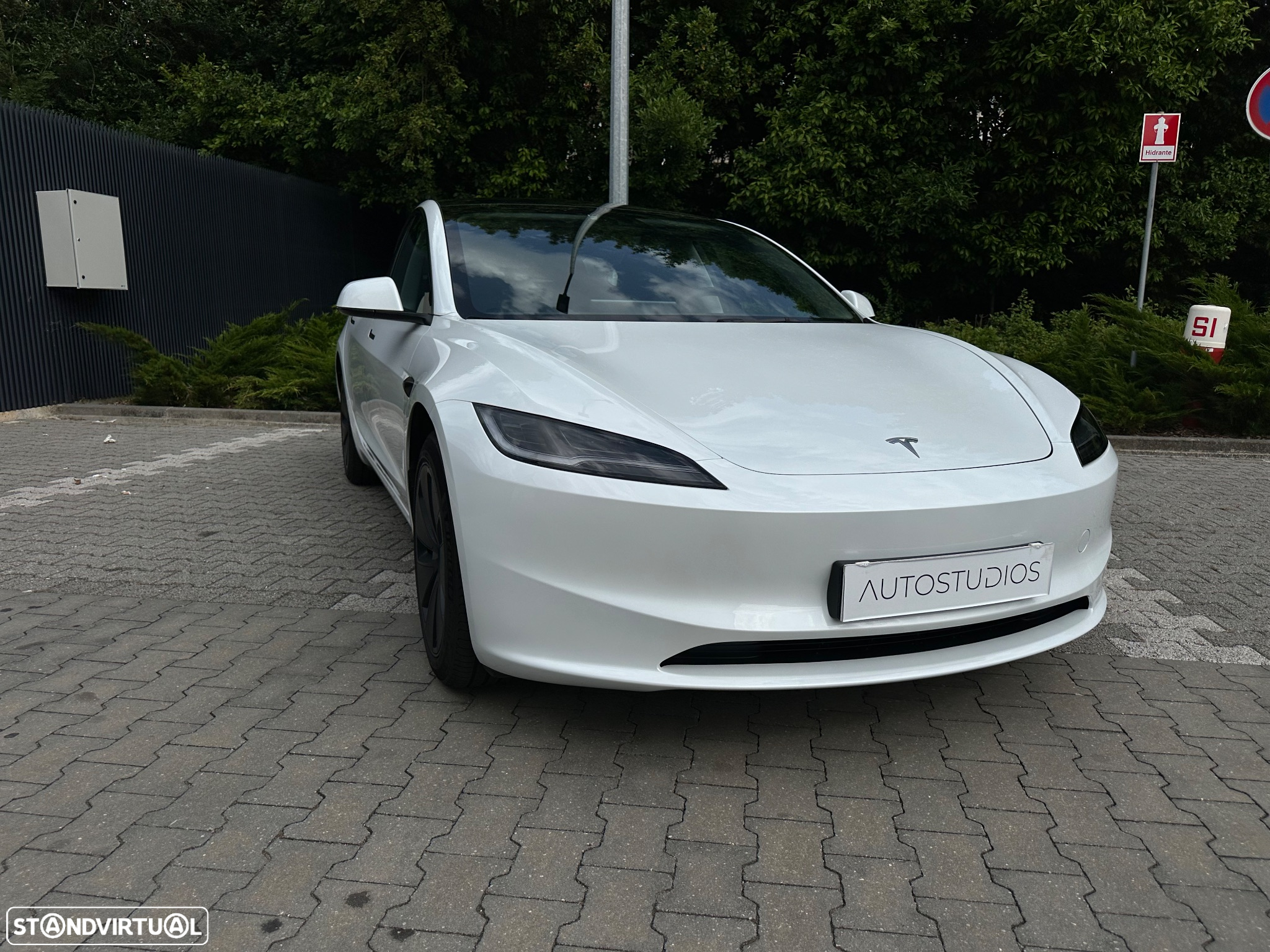 Tesla Model 3 Tração Traseira - 26