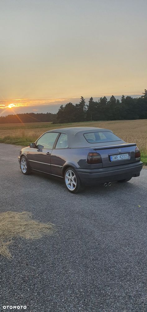 Volkswagen Golf 1.8 GT - 7