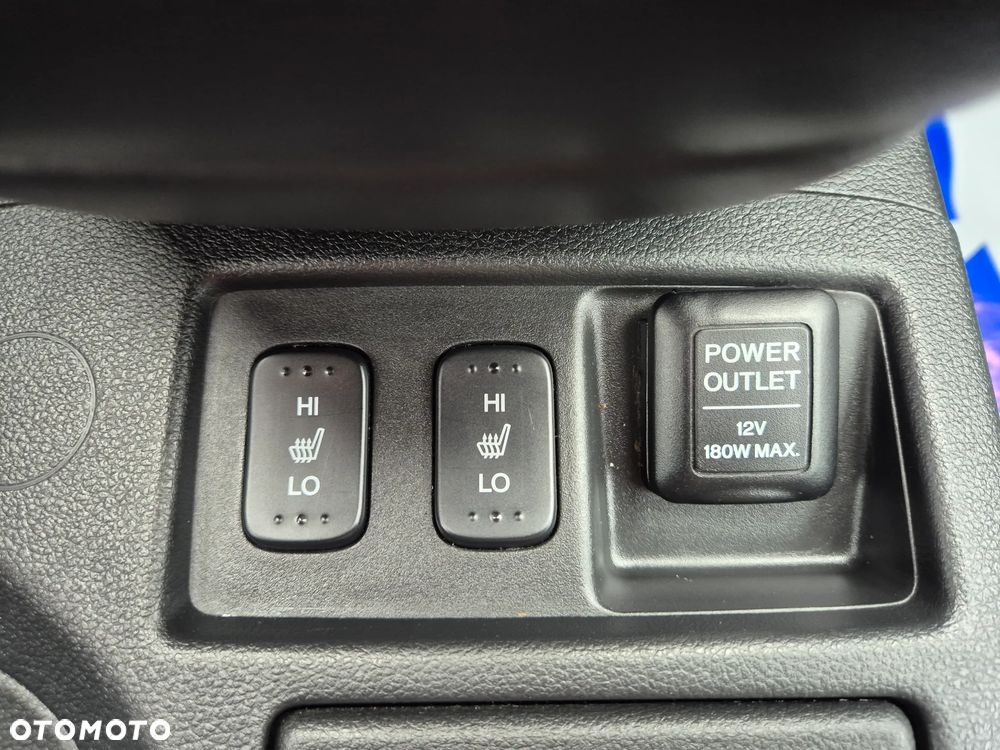 Honda CR-V 2.0i-VTEC 4WD Automatik Executive - 32