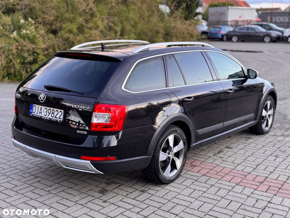Skoda Octavia Scout 2.0 TDI 4x4 - 4