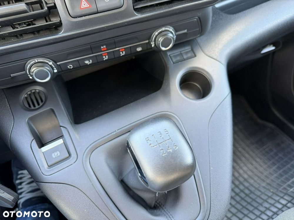 Peugeot Partner - 13
