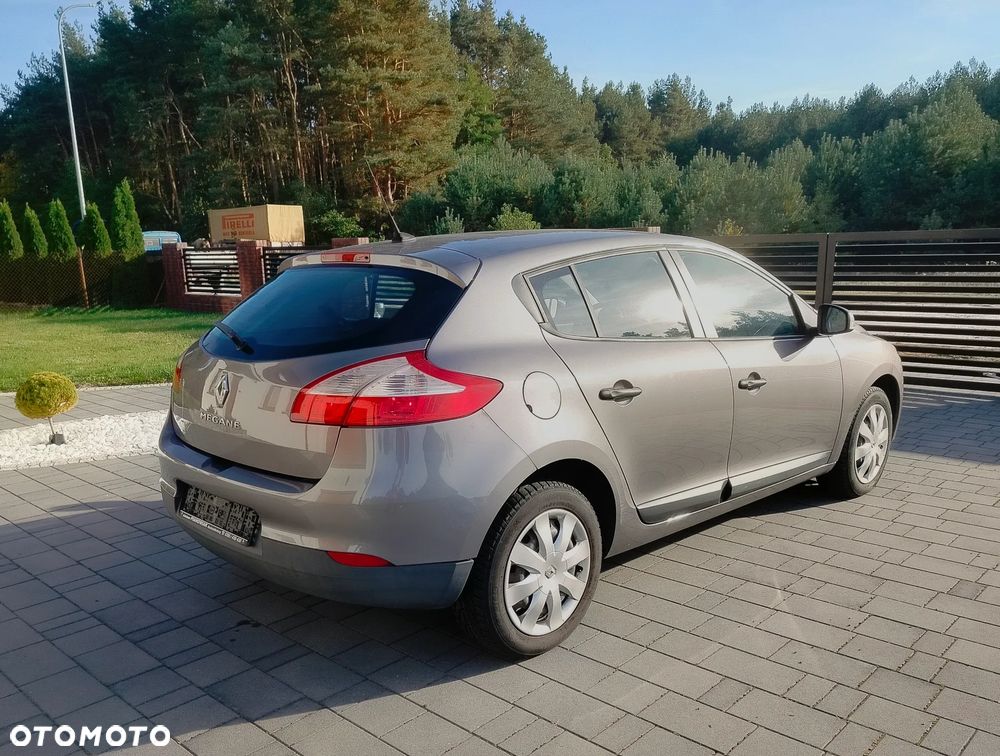Renault Megane - 8