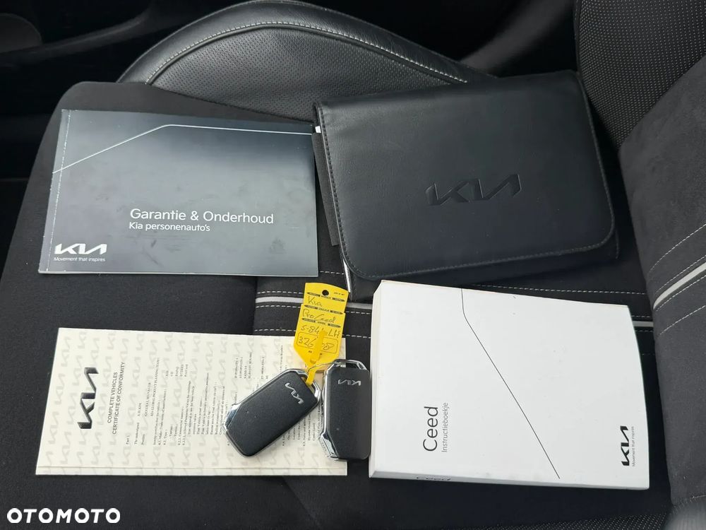 Kia ProCeed 1.5 T-GDI DCT7 OPF GT LINE - 37