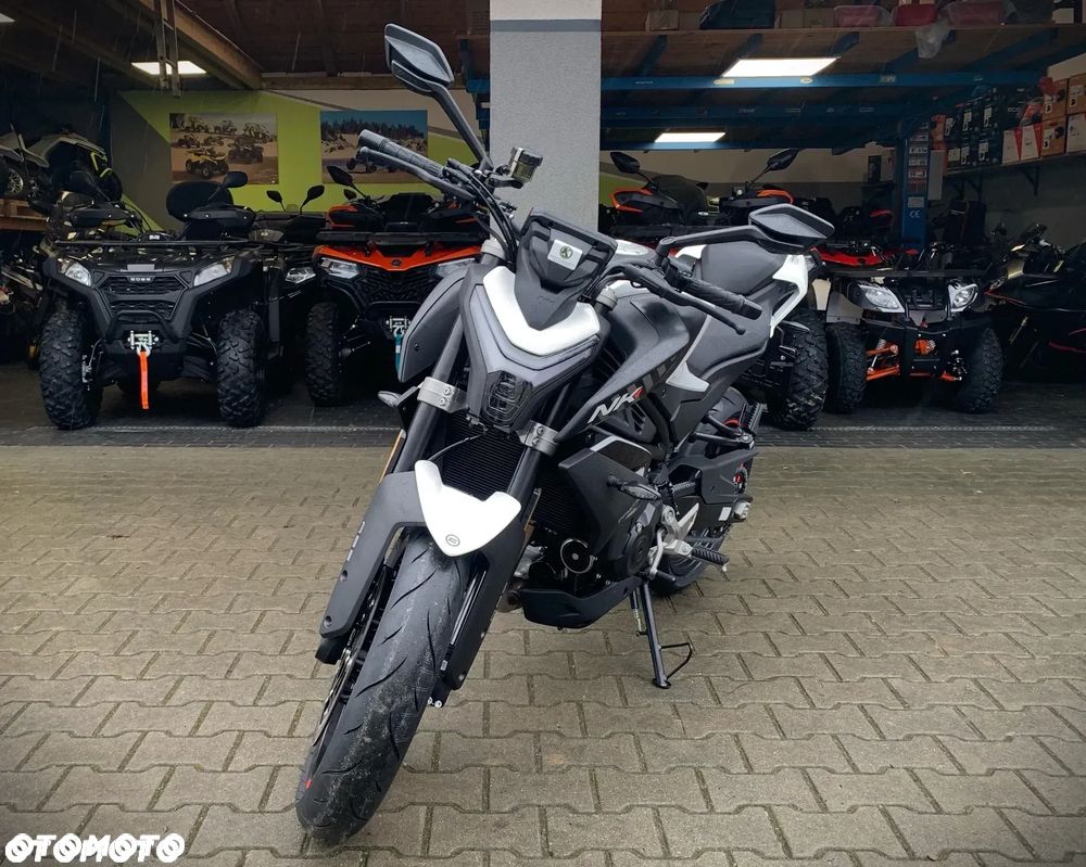 CFMoto NK - 3