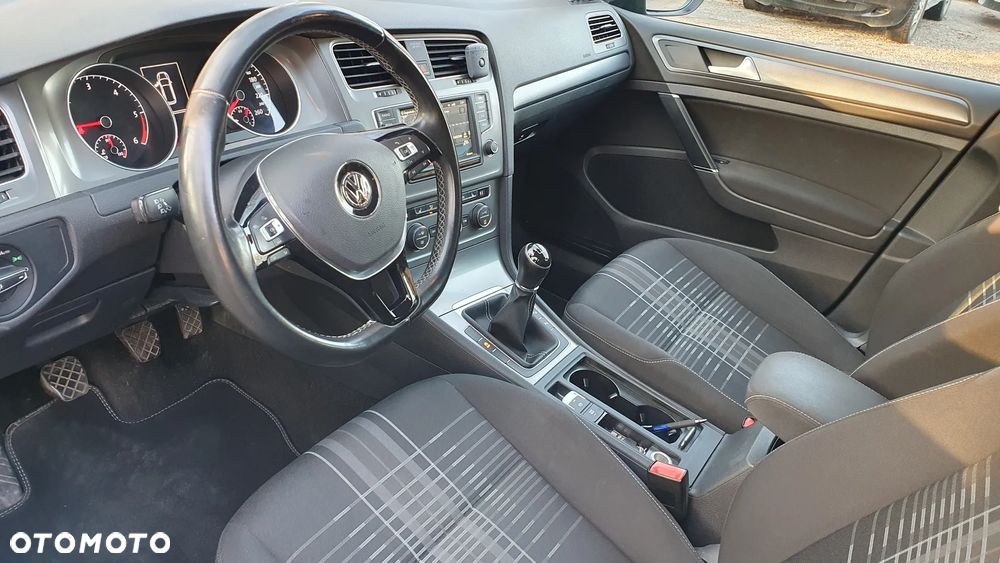 Volkswagen Golf 1.6 TDI 4Motion BlueMotion Technology Comfortline - 9
