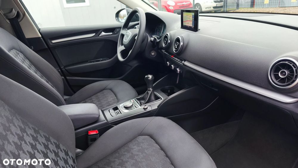 Audi A3 Sportback 1.6 TDI - 24