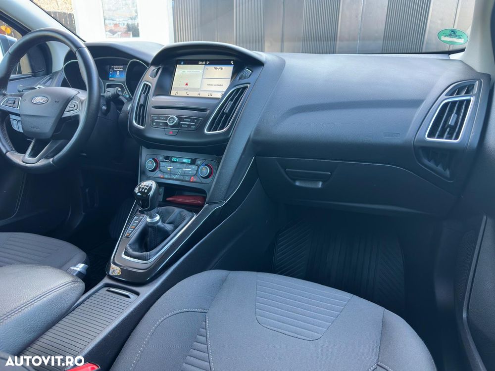 Ford Focus 1.5 EcoBlue Start-Stopp-System TITANIUM - 23