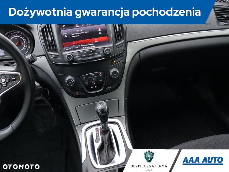 Opel Insignia - 10