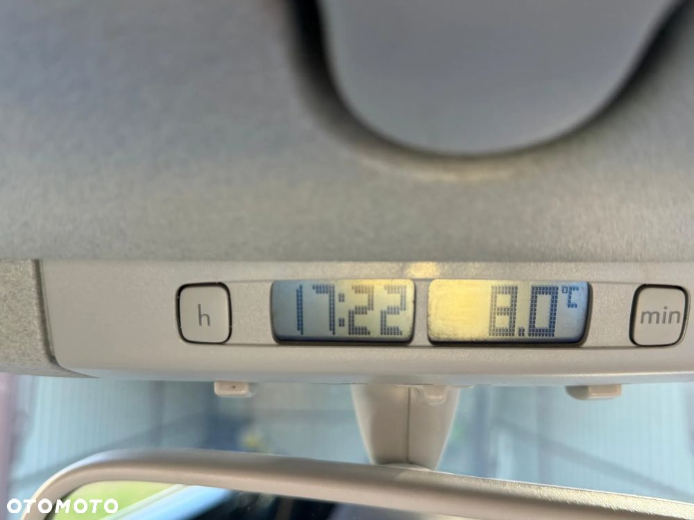 Volkswagen New Beetle 2.0 - 33