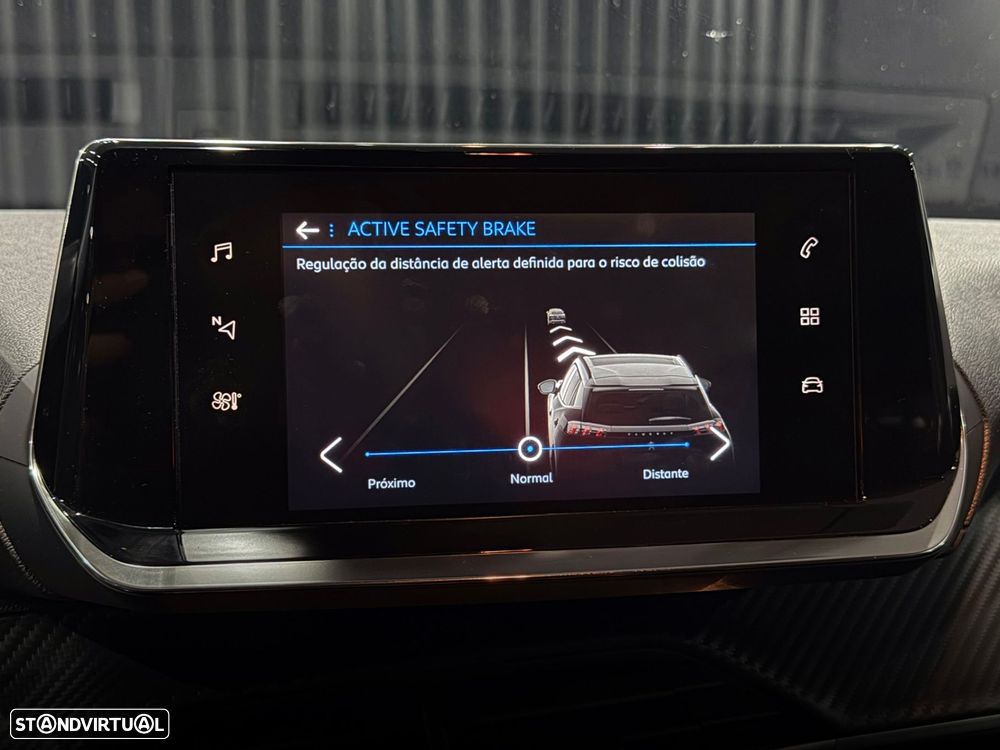 Peugeot 2008 1.2 PureTech Active Pack - 24