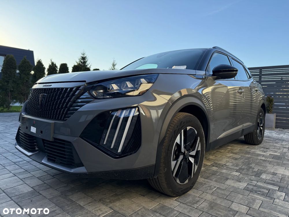 Peugeot 2008 GT+ - 1