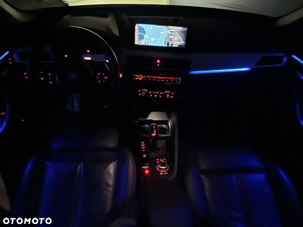 BMW X1 xDrive18d M Sport - 38