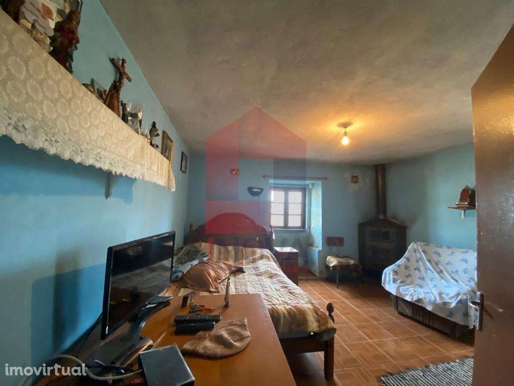 Moradia V1, Aboim da Nóbrega - Grande imagem: 3/31