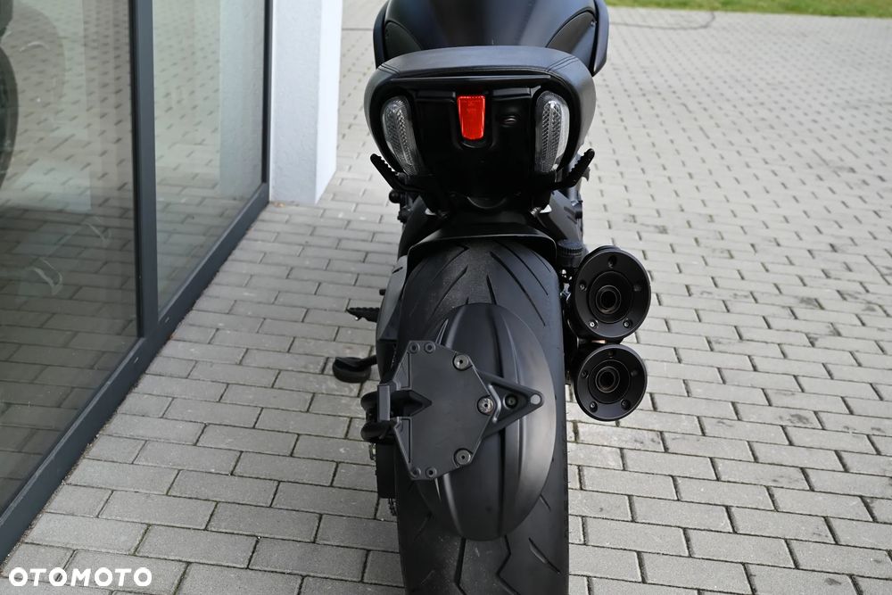 Ducati Diavel - 8