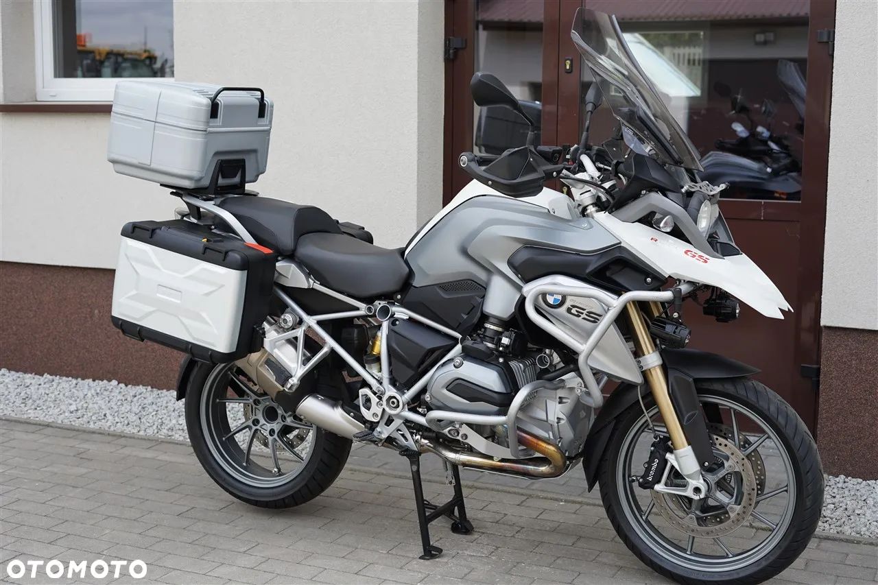 BMW R - 1