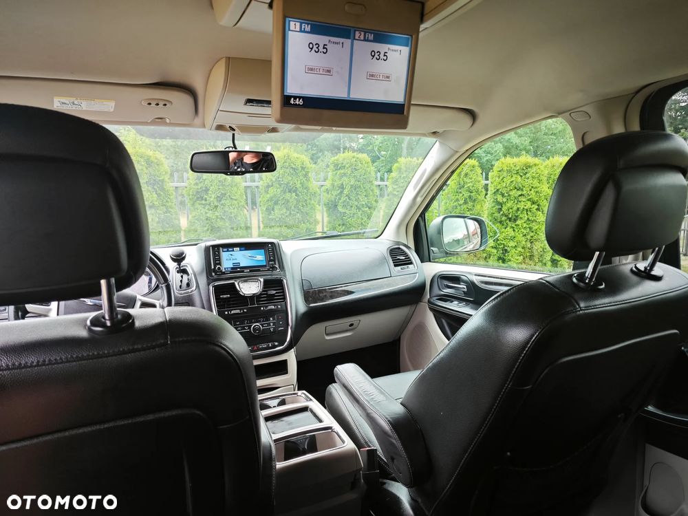 Chrysler Town & Country 3.6 Touring - 15
