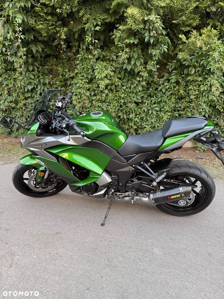 Kawasaki Ninja 1000 SX - 12