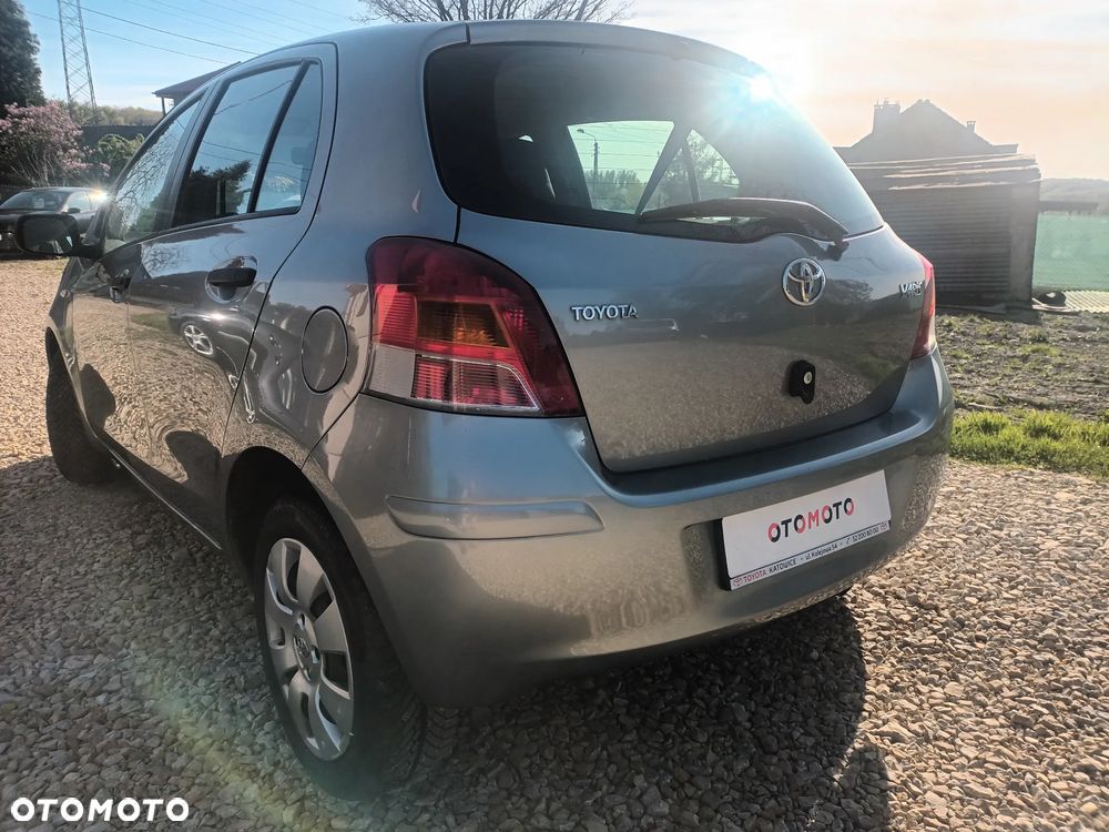 Toyota Yaris 1.33 VVT-i Cool+ - 6
