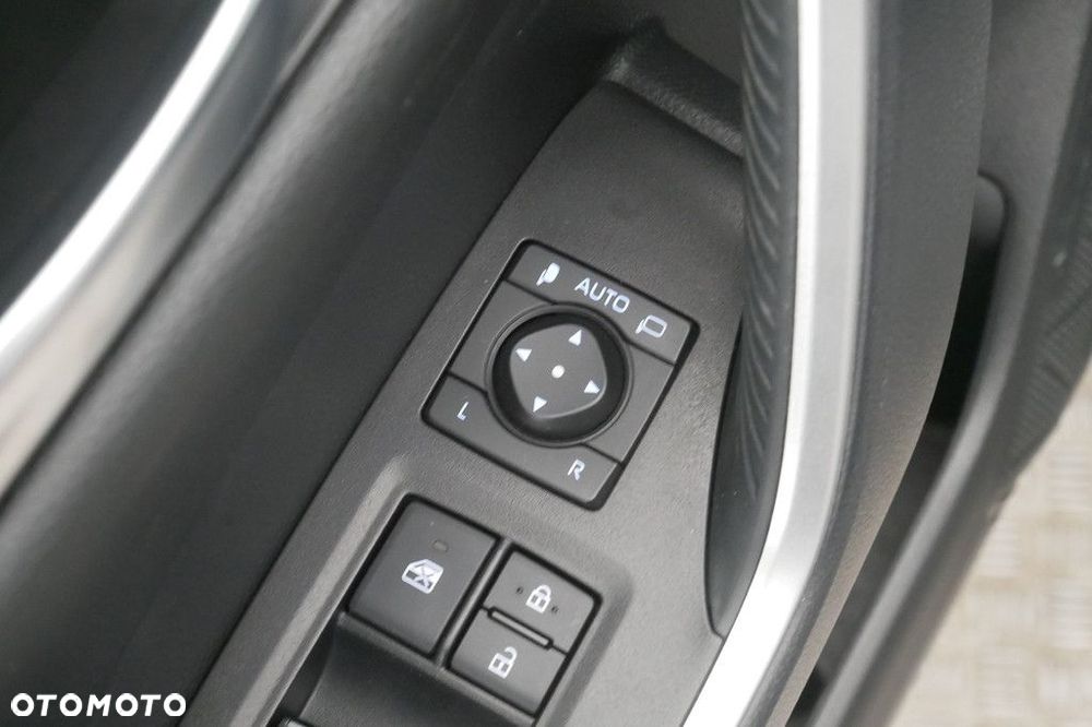 Toyota RAV4 - 28