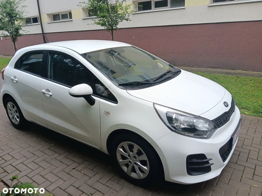 Kia Rio 1.2 Business Line - 4