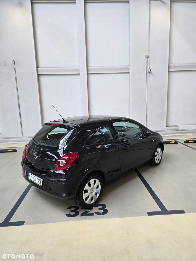 Opel Corsa 1.2 16V Sport - 12