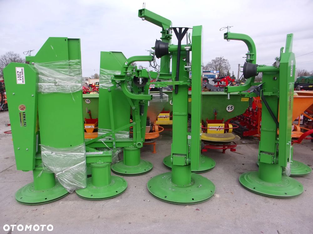 Pronar Kosiarka dyskowa Pronar PDT300, PDK220, KOWALSKI Z030/1, Z030/2, Z030/3, Kosiarka rotacyjna 1,65-1,85-2,1m Kowalski, Tad-Len, Wirax, Lisicki,(hydrauliczne i z roztrząsaczem pokosów), Kosiarka bijakowa-mulczer 1,55-1,6-1,75-1,95-2,0m Kowalski, Grass-Rol, Stark, Pomarol (przesów hydrauliczny, pentagraf, do koszenia rowów) Kosiarka sadownicza-rozdrabniacz 1,2-1,4-1,6-1,8-2,0m Tad-Len, Ditta-Seria - 35